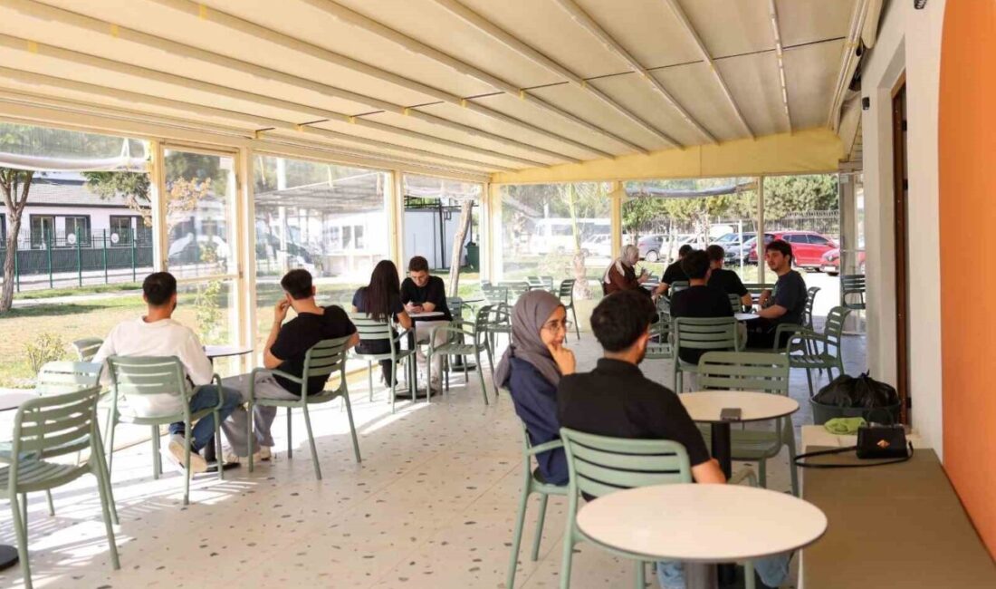 Efeler Belediyesi, özellikle öğrenciler ve gençler için kente yeni bir