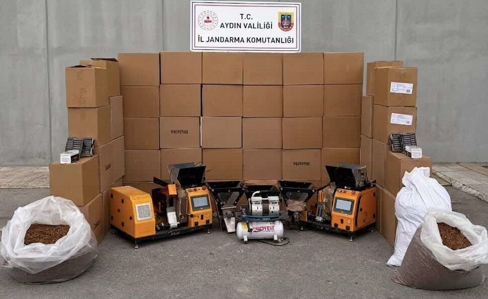 Aydın’ın Efeler ilçesinde bir ikamet ve iş yerinde yapılan aramada