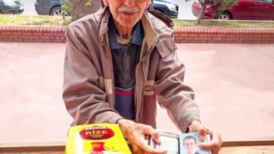 Efeler Belediyesi’nin ücretsiz çay ikramı uygulamasına vatandaş desteği sürerken, Koçarlı’da