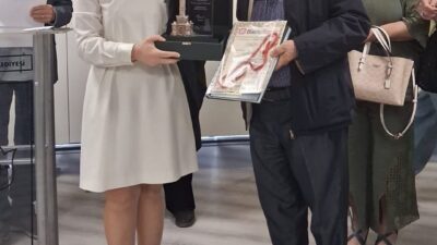 Ege Üniversitesi Eğitim Fakültesi Öğretim Üyesi Prof. Dr. Merih Tekin