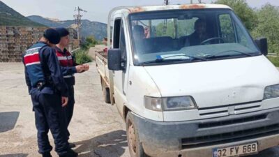 Isparta Eğirdir’de Kurban Bayramı öncesi hayvan hareketliliğine karşı denetimler artırıldı.