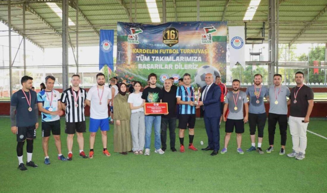 Eğitim-Bir-Sen Adana Şubesi tarafından düzenlenen 16. Kardelen Futbol Turnuvası tamamlandı.