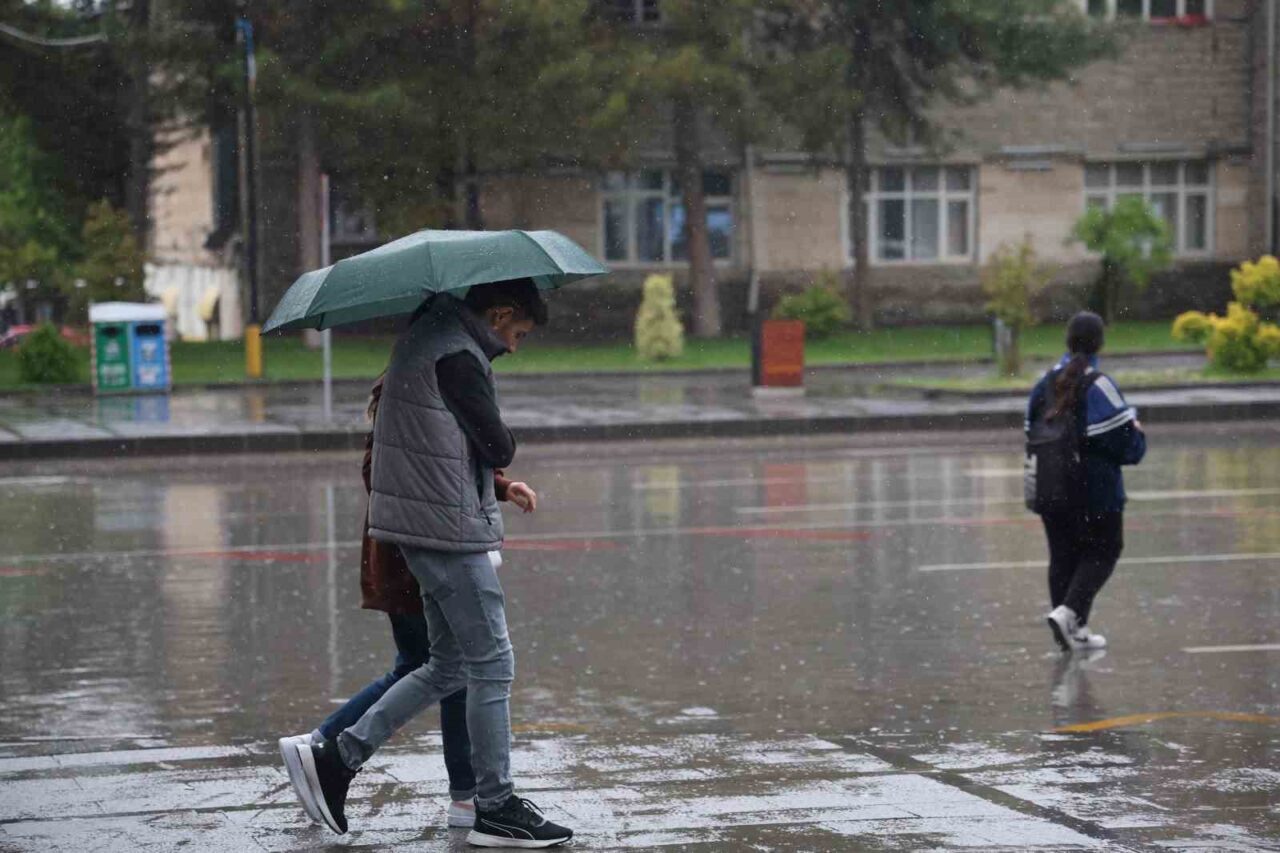 Meteoroloji 13. Bölge Müdürlüğü Teknik Şube Müdürü Yunus Öztürk, “2025
