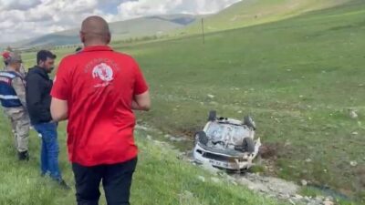 Elazığ’da otomobilin şarampole devrilmesi sonucu meydana gelen trafik kazasında, 3