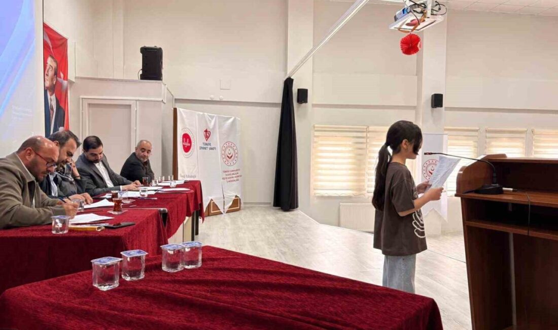 Elazığ’da gençlerin milli ve manevi değerlerle bağlarını güçlendirmek amacıyla ödüllü