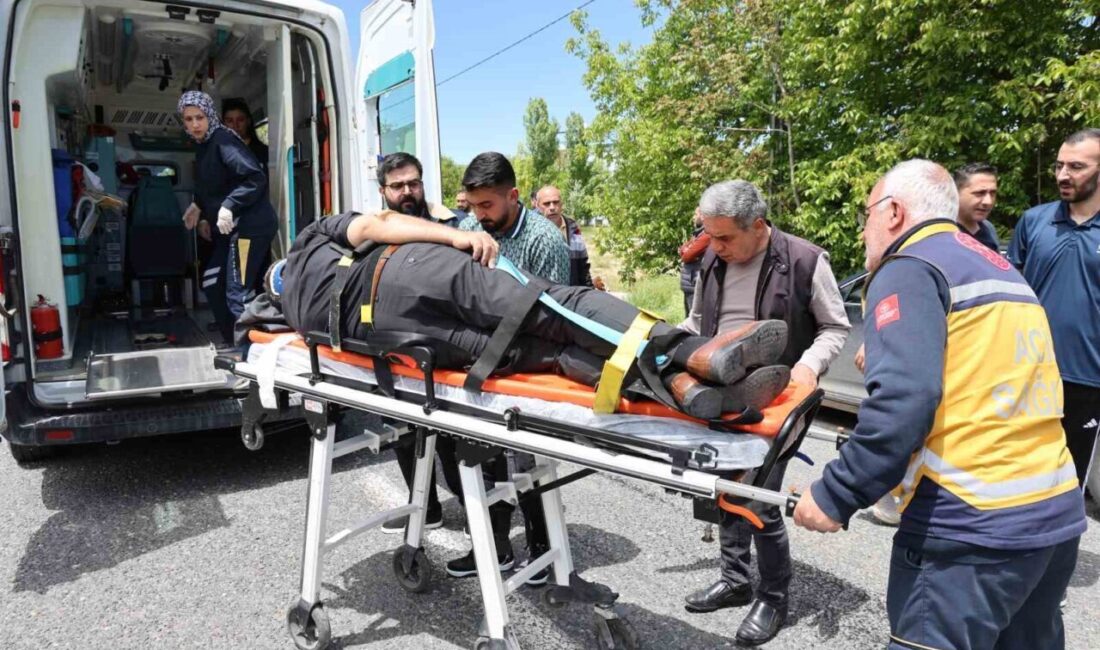 Elazığ’da otomobil ile cipin çarpışması sonucu meydana gelen trafik kazasında