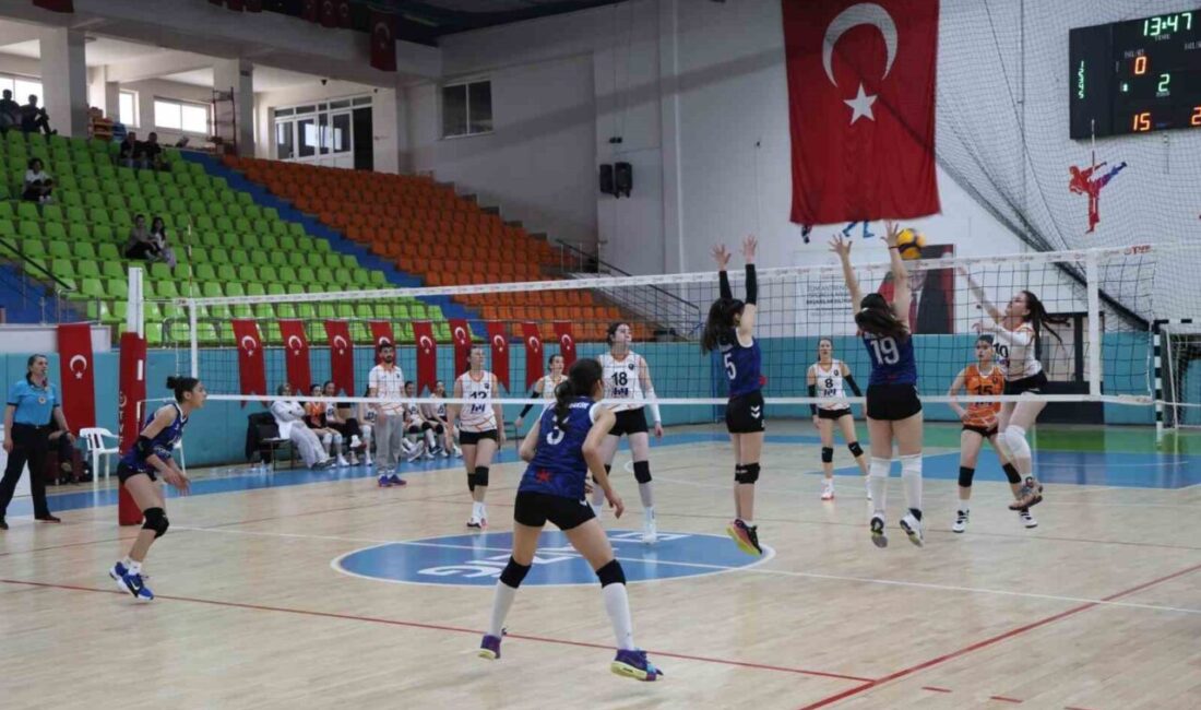 Elazığ ev sahipliğinde düzenlenen Yıldız Kızlar Voleybol Türkiye Yarı Finalleri