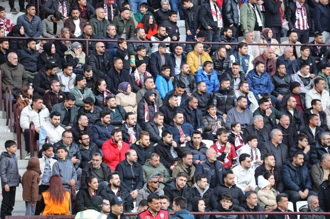 Seza Çimento Elazığspor Kulübü, Adana 01 FK maçı biletlerini satışa