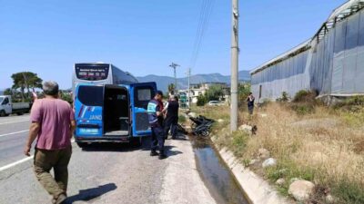 Mersin’in Bozyazı ilçesinde yolcu otobüsü ile motosikletin çarpışması sonucu meydana