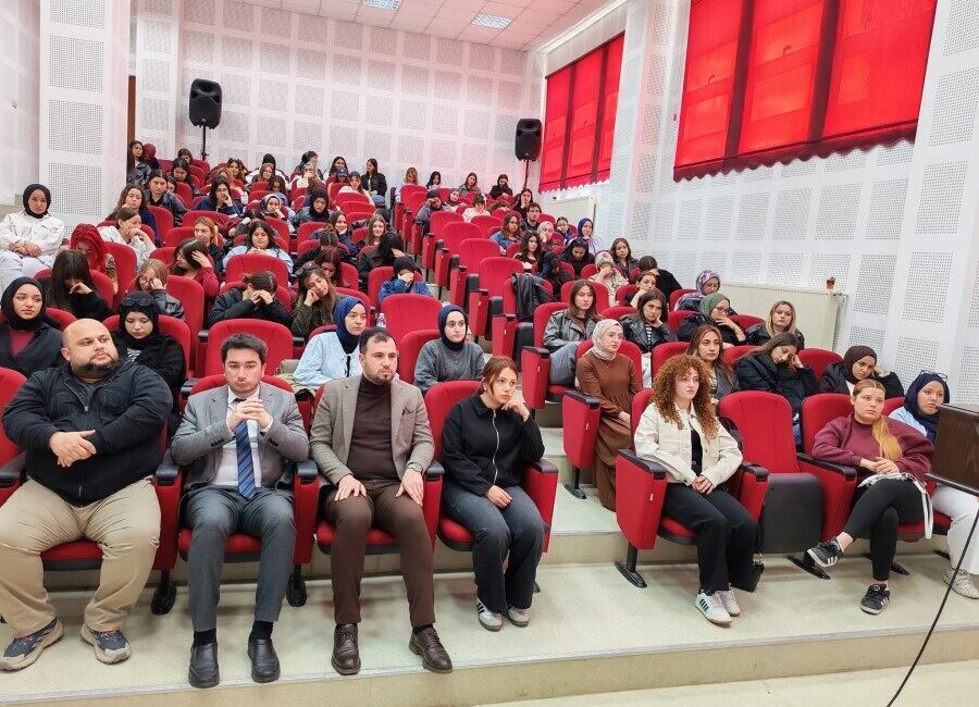 Kütahya Dumlupınar Üniversitesi (DPÜ) Emet Meslek Yüksekokulu’nda (MYO) “Geleceğe Dokunan