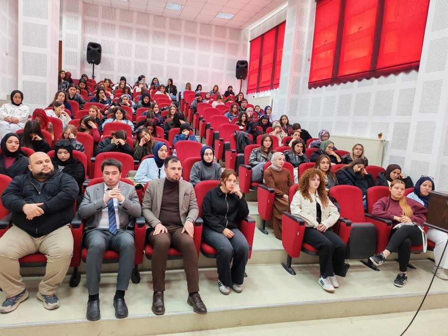 Kütahya Dumlupınar Üniversitesi (DPÜ) Emet Meslek Yüksekokulu’nda (MYO) “Geleceğe Dokunan