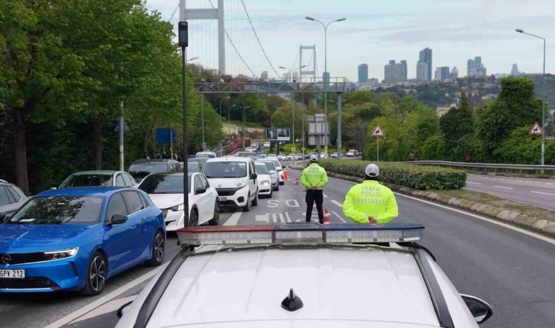 İstanbul’da trafikte tehlike oluşturan sürücülere yönelik denetimler aralıksız sürüyor. İstanbul