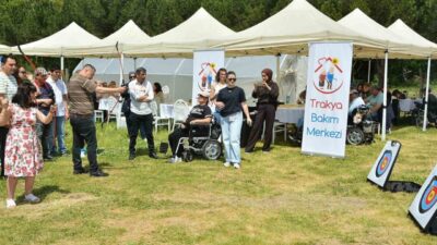 Tekirdağ’da Engelliler Haftası kapsamında düzenlenen piknikte engelli bireyler ve aileleri