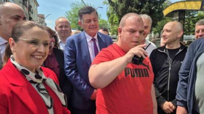 Bartın’da Engelliler Haftası’nda düzenlenen yürüyüş, down sendromlu Deha Kartal’ın yaptığı