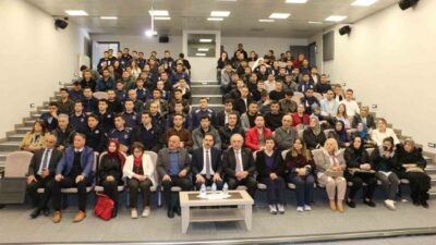 Erzurum Kalkınma Vakfı (ER-VAK) Kadın Komisyonu tarafından düzenlenen “Safahatın Işığında
