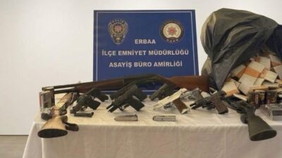 Tokat’ın Erbaa ilçesinde polis ekiplerince düzenlenen ruhsatsız silah operasyonunda çok