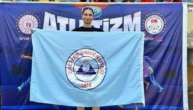 TÜSF-ÜNİLİG Atletizm Türkiye Şampiyonası İzmir’de yapıldı. Yarışmalarda Erciyes Üniversitesi sporcuları