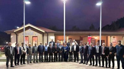 Ankara Erzurum Dernekler Federasyonu ERDEF’in düzenlediği “bürokrasi istişare toplantısı’” Ankara’da