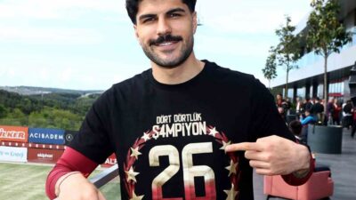 Galatasaraylı futbolcu Eren Elmalı, kulübün başarıya aç olduğunu vurgulayarak, “Yetinmiyoruz,
