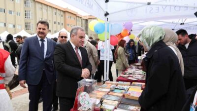 Erciyes Üniversitesi (ERÜ) Yabancı Diller Yüksekokulu tarafından “YDYOFEST” etkinliği düzenlendi.