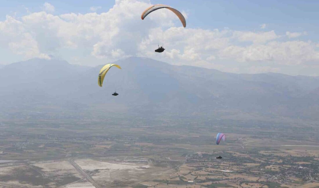 Türkiye Yamaç Paraşütü Hedef Yarışması’nda, Erzincan Havacılık ve Doğa Sporları
