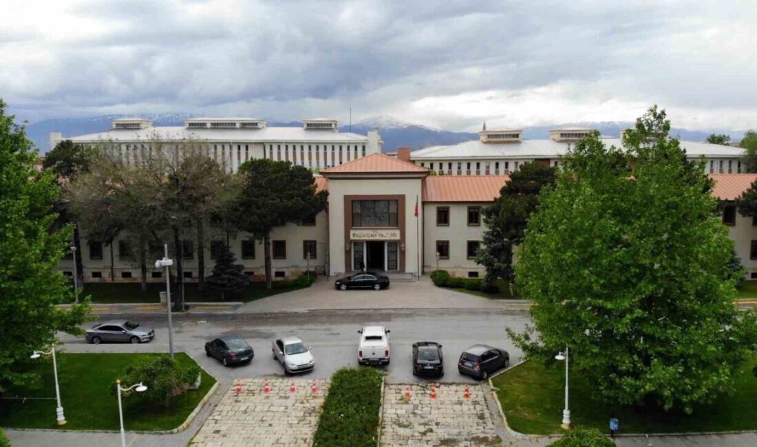 Erzincan’da Kurban Bayramı’nın ilk gününde cadde ve sokaklarda sessizlik hakim