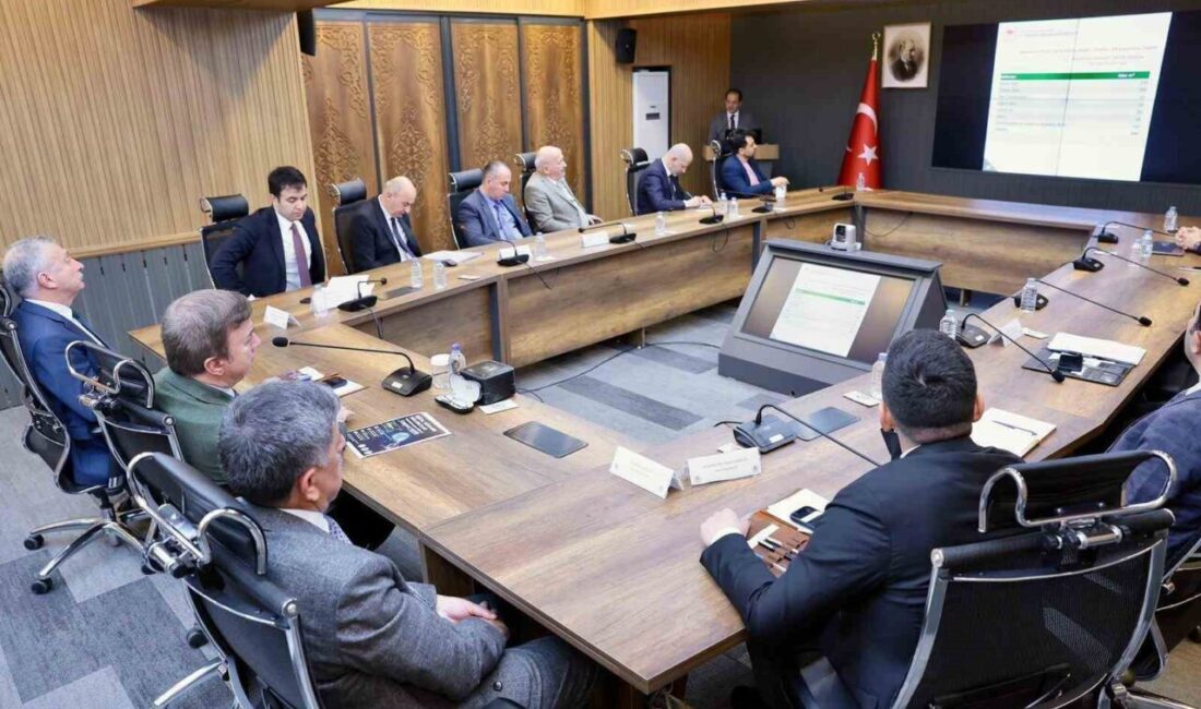 Erzincan Valisi Hamza Aydoğdu başkanlığında düzenlenen toplantıda, “Erzincan Hayvancılık Bölgesi