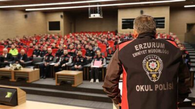 Erzurum İl Emniyet Müdürü Onur Karaburun, kent genelindeki okullarda güvenliği