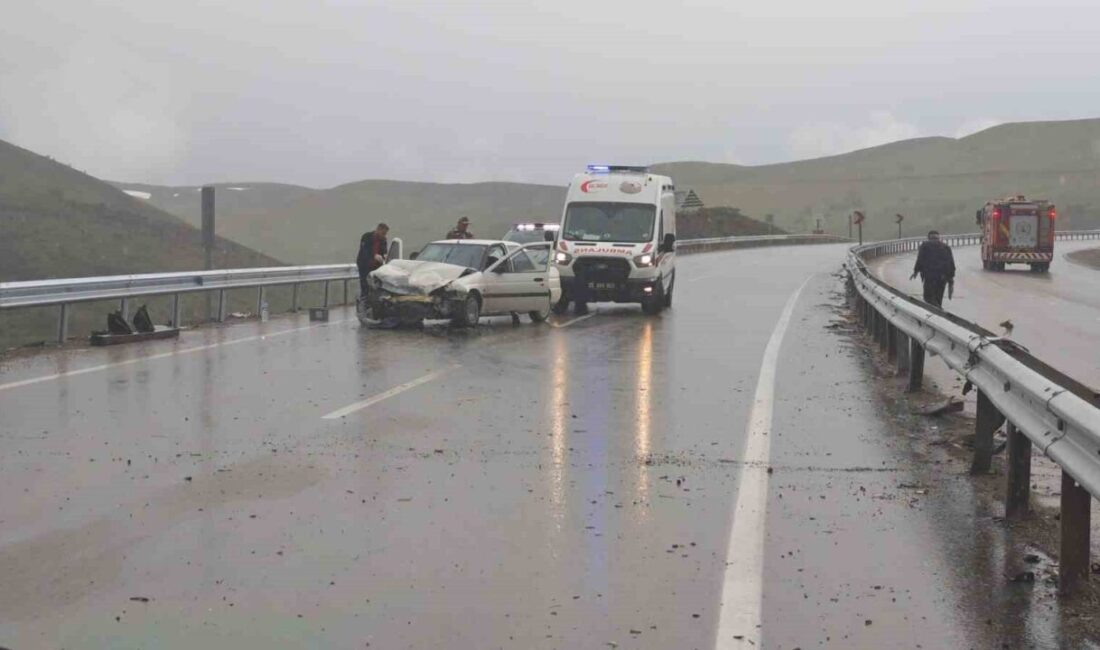 Erzurum’un Aşkale ilçesinde 5 aracın karıştığı zincirleme trafik kazasında 3