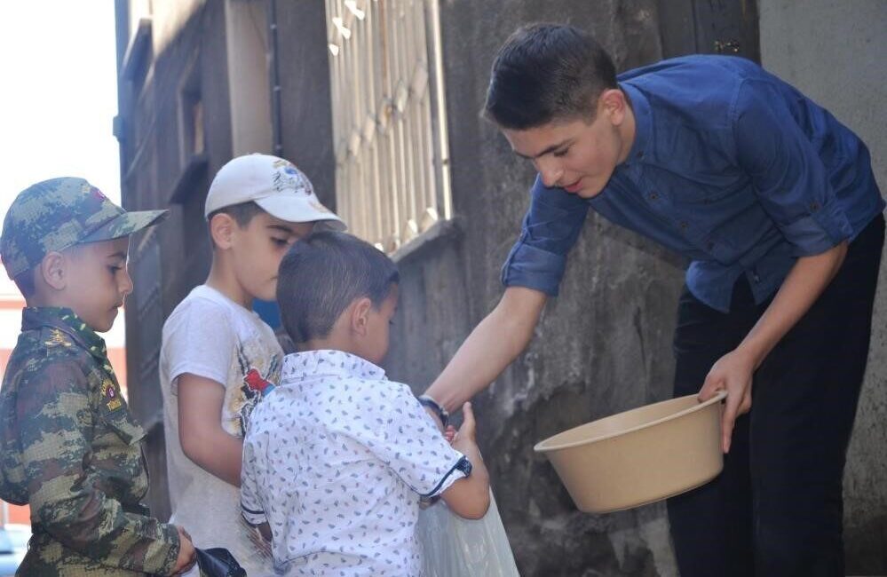 Kurban Bayramı’na bir gün kala Erzurumlu çocukların arife günü vazgeçmedikleri