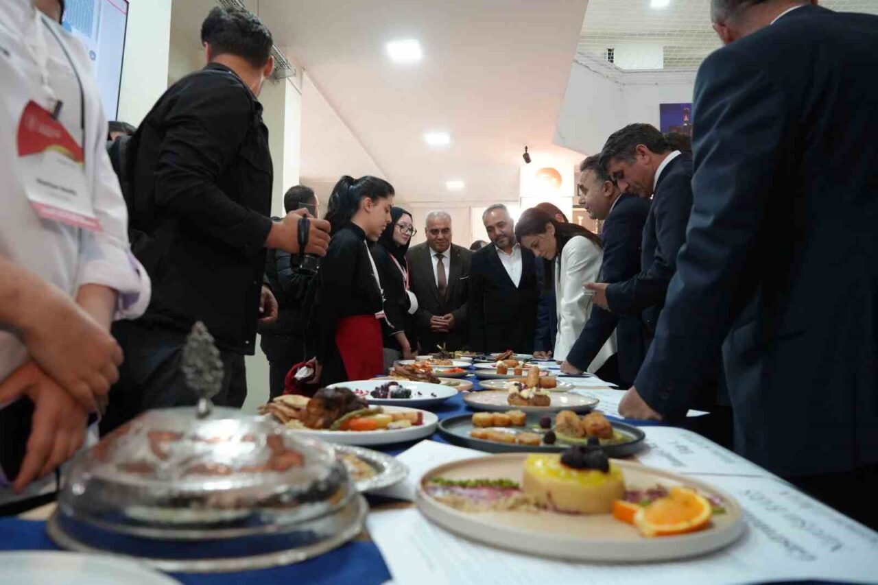 Erzurum’da “Maarifin Kalbinde Marifetli Gençlik” etkinlikleri kapsamında, Dedeman Turizm ve