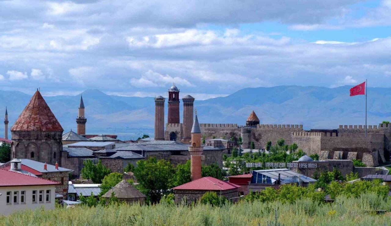 Erzurum’da 2025 yılında dünyaya gelen çocuklarda erkek isminde Alparslan, Göktuğ,
