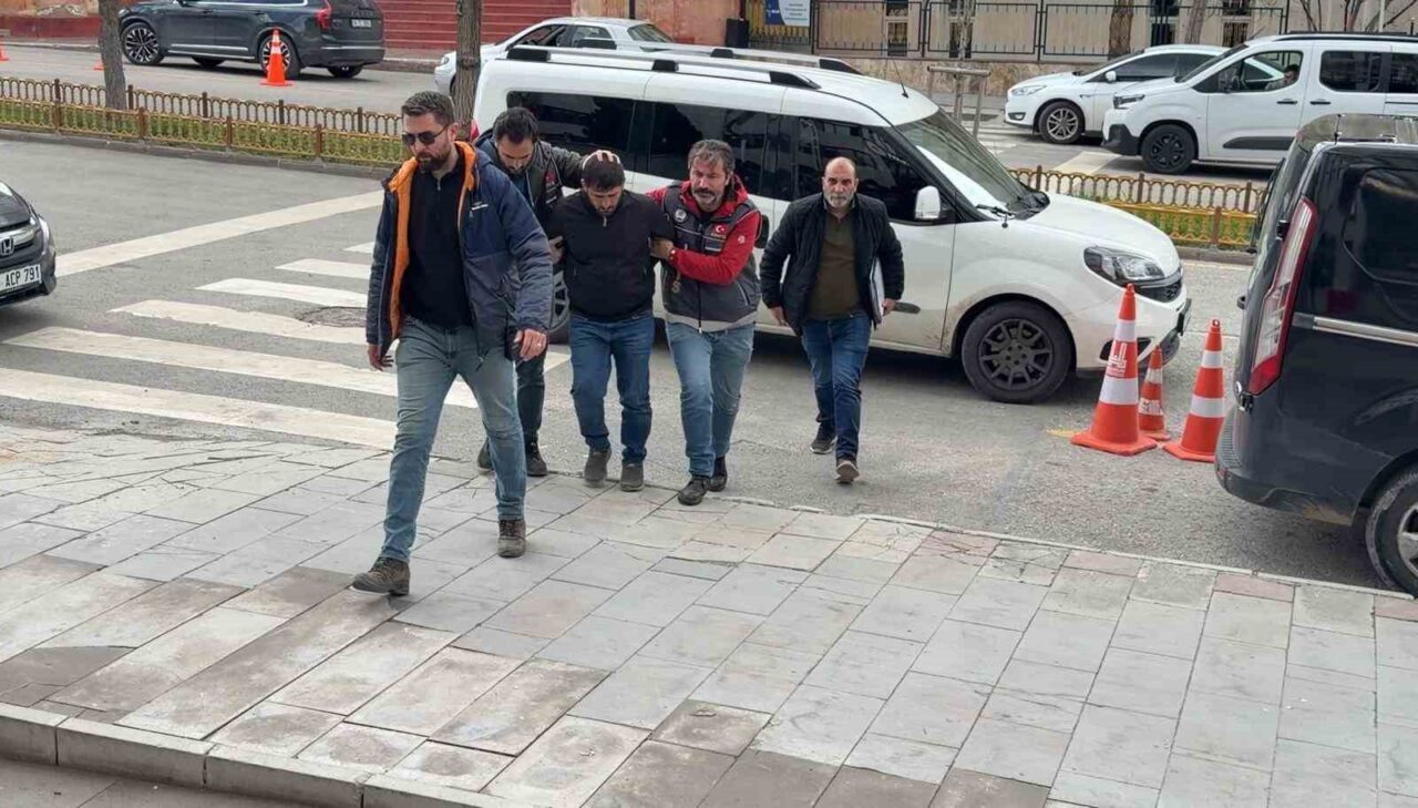 Erzurum’da bir kişinin hayatını kaybettiği, bir kişinin de yaralandığı silahlı
