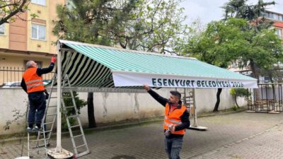 Esenyurt Belediyesi, ilçe genelindeki camilerde bakım ve yenileme çalışmalarını sürdürüyor.