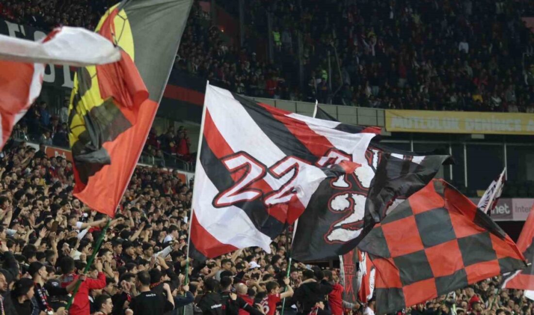 Eskişehirspor’un ev sahipliği yaptığı Eskişehirspor-Ayvalıkgücü play-off yarı final maçının biletleri
