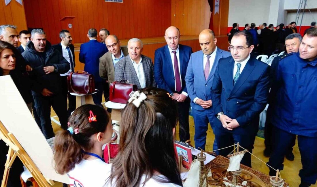 Kütahya’nın Tavşanlı ilçesinde Fatih İmam Hatip Ortaokulu öğrencileri tarafından hazırlanan