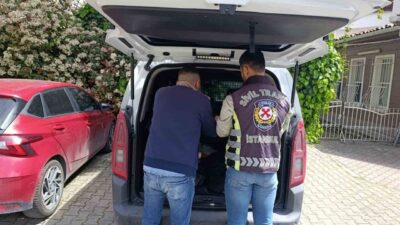 İstanbul Fatih’te trafikte başka bir aracı ısrarla takip ederek tartışma