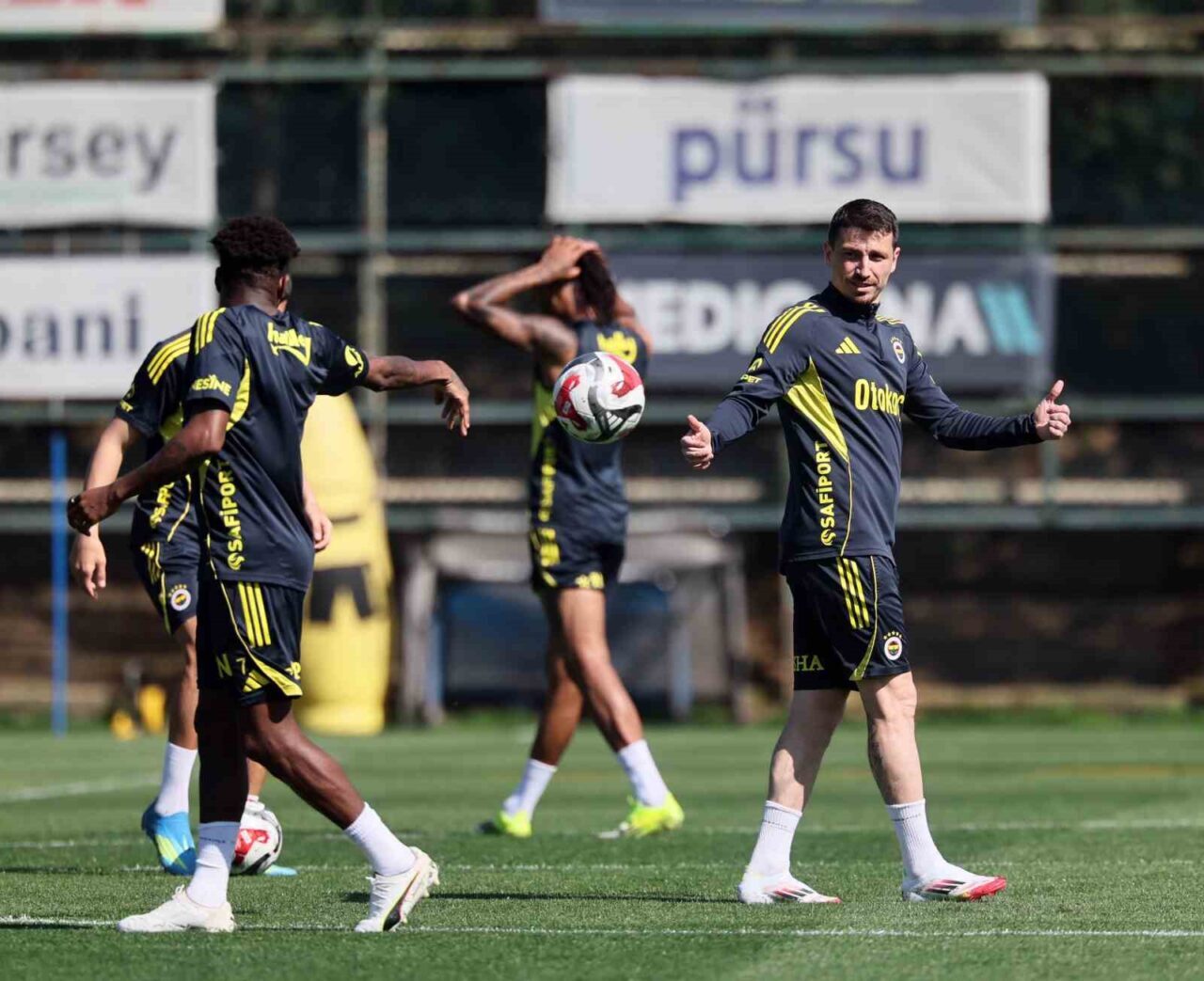 Fenerbahçe, Trendyol Süper Lig’in son haftasında sahsında Eyüpspor ile oynayacağı
