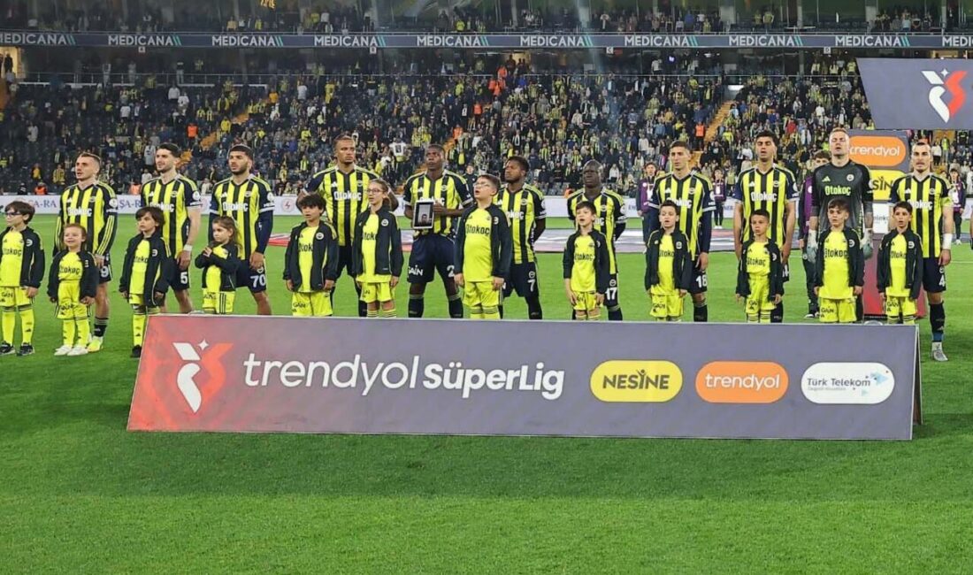 Trendyol Süper Lig’de konuk ettiği Eyüpspor ile 3-3 berabere kalan