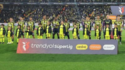 Trendyol Süper Lig’de konuk ettiği Eyüpspor ile 3-3 berabere kalan