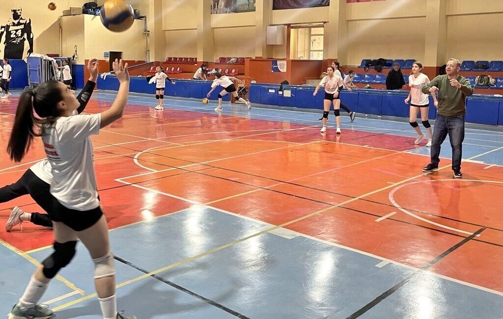 Vali Ziya Polat, Kars’ta spora ve gençlere verdiği desteği bir