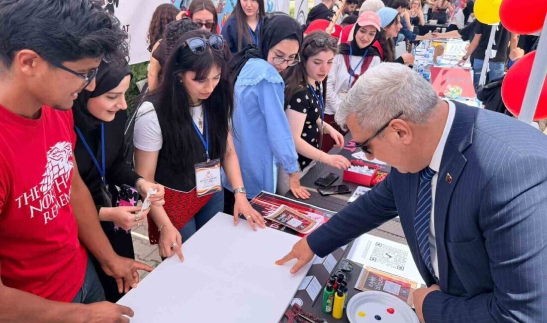 Fırat Üniversitesi’nde öğrencilerin bilimsel, kültürel ve sosyal etkinliklerde bir araya