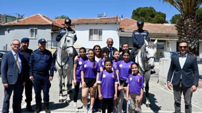 İzmir’in Foça ilçesinde, son dönemde ülke genelinde okul çevrelerinde meydana