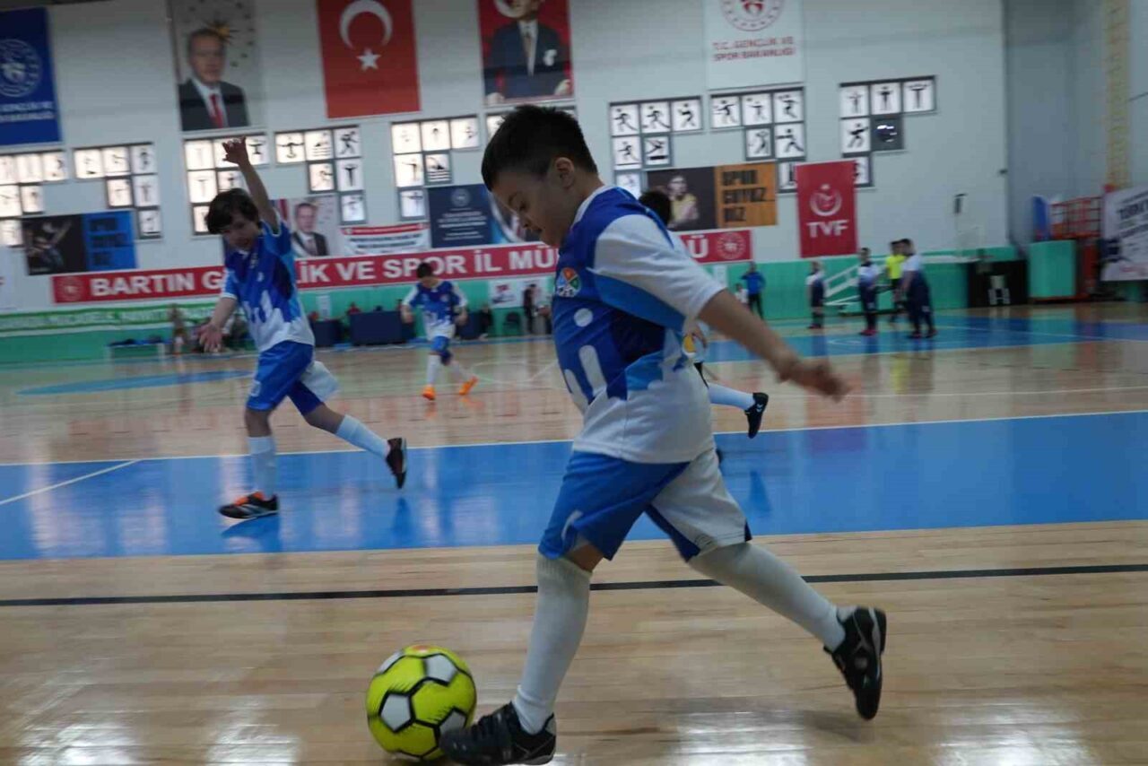 Bartın’da düzenlenen Down Sendromlular Futsal Türkiye Şampiyonası’nda Bağcılar Belediyesi Engelliler