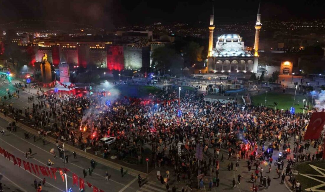 Galatarasay’ın ligin bitimine 1 hafta kala şampiyonluğunu ilan etmesi Kayseri’de