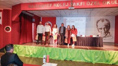 Gaziantep Kolej Vakfı Özel Liseleri’nde düzenlenen kariyer günleri etkinliklerine katılan