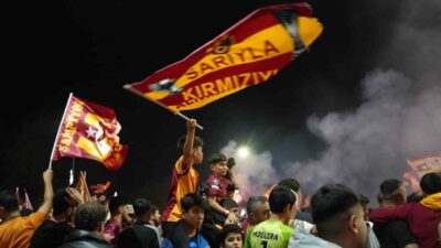 Galatasaray’ın 26. şampiyonluğu Gaziantep’te binlerce taraftar tarafından coşkuyla kutlandı. Galatasaray,