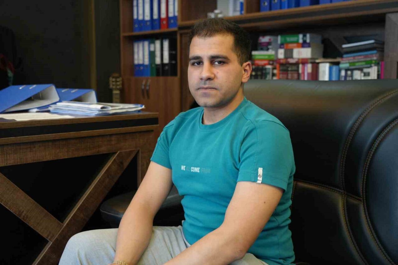 Gaziantep’te yaşayan Servet Uzunöz hakkında, banka hesabını kullandırdığı gerekçesiyle 4