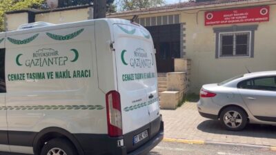 Gaziantep’te çalıştığı inşaatta ölçüm yaptığı sırada dengesini kaybederek yüksekten düşen