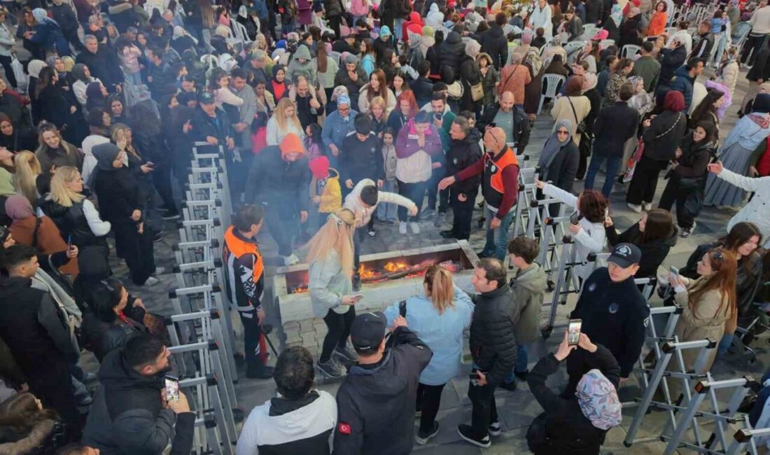 Gaziosmanpaşa Belediyesi tarafından “Hıdırellez Şenliği” gerçekleştirildi. Etkinlikte Hıdırellez ateşi yakılırken